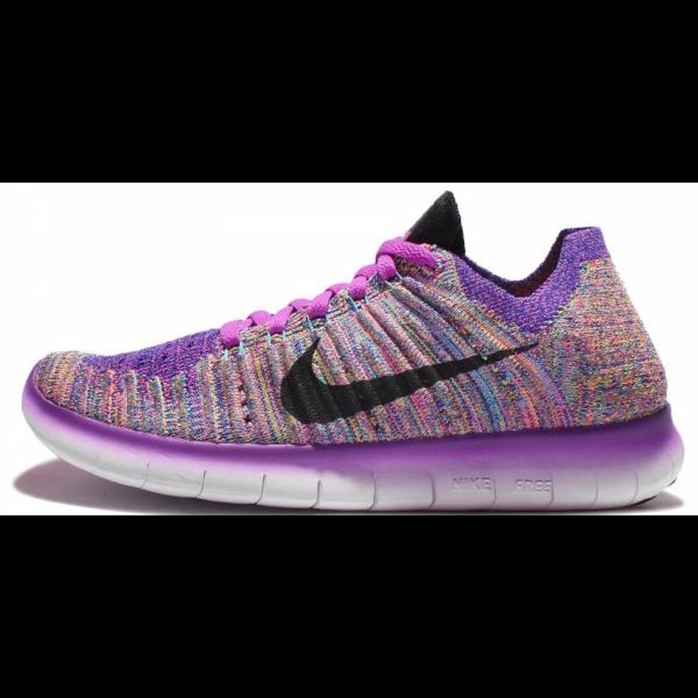 Nike flyknit shoes